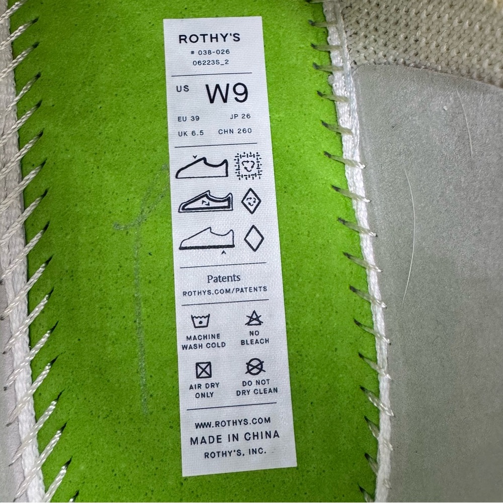 Rothy's  The Lace Up Sneakers in Diamond Twill Shoes Cream Silver Size 9 NEW - Picture 10 of 11